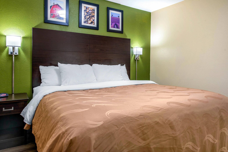 Bedroom 3, Quality Inn & Suites Brandenburg - Fort Knox, Meade