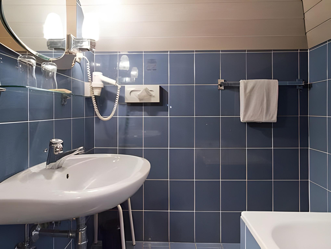 Bathroom 3, Motel Zeltweg - Self-Check-in, Murtal