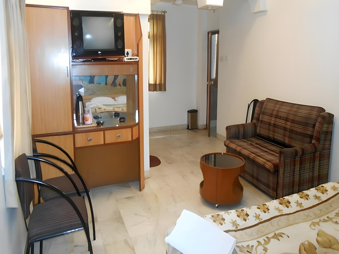 Others 4, Hotel Victerrace, Kolkata