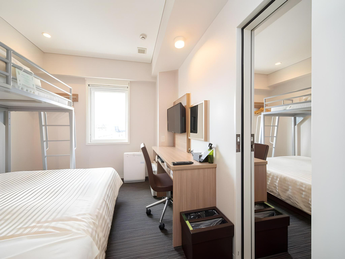Bedroom 3, Super Hotel Totsukaeki Higashiguchi, Yokohama