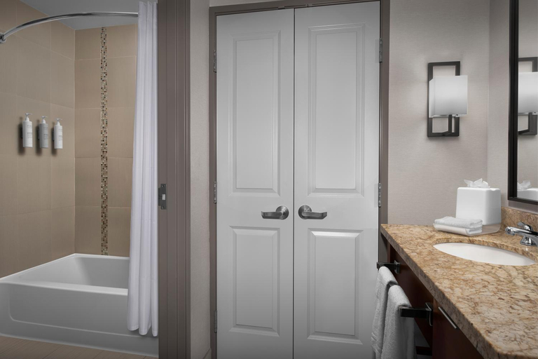 Bathroom 4, Homewood Suites by Hilton Seattle/Lynnwood, Snohomish