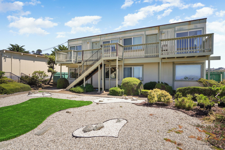 Exterior & Views 2, 2BR Mountain Retreat with Private Deck, San Mateo