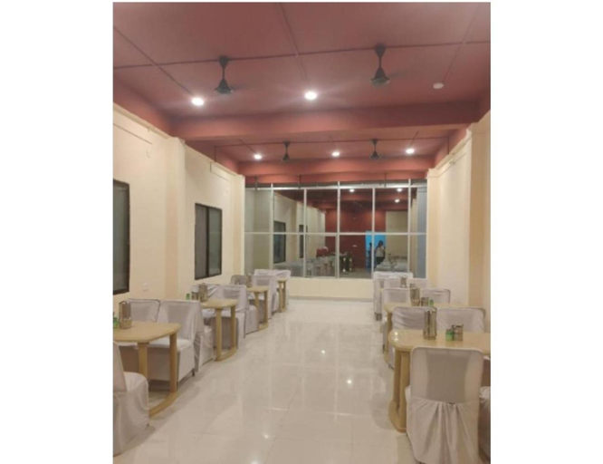 Food & Drinks 5, The Ramagya Hotel, Chitrakoot, Satna