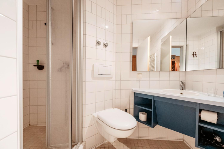 Bathroom, Kurhotel San Andreas, Passau