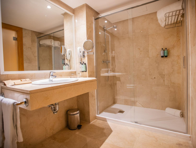 Bathroom 5, Hesperia Mallorca, Baleares