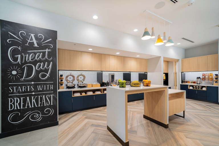 Food & Drinks 5, Towneplace Suites By Marriott Longview, Gregg