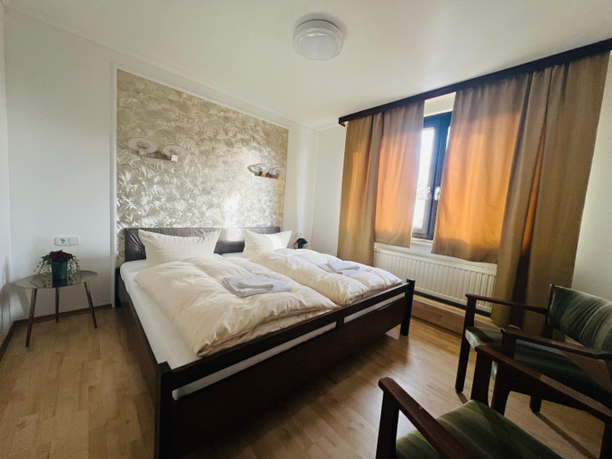 Bedroom, Hotel Ellermann, Herford