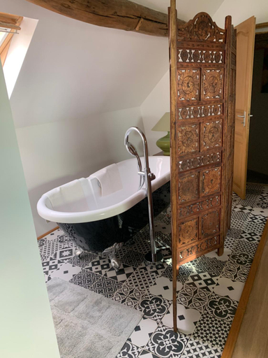 Bathroom 3, Le relais de poste Valero, Eure-et-Loir