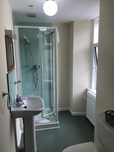 Bathroom 4, Glenmoore Guest House, Argyll and Bute