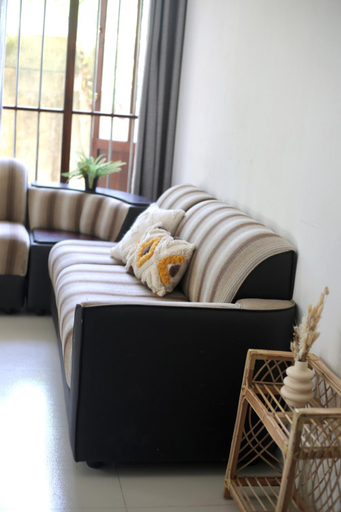 Others 2, Amlou Surf House - Villa, Weligama