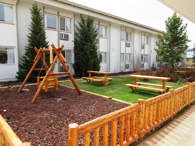 Exterior & Views 1, White Buffalo Hotel, Gallatin
