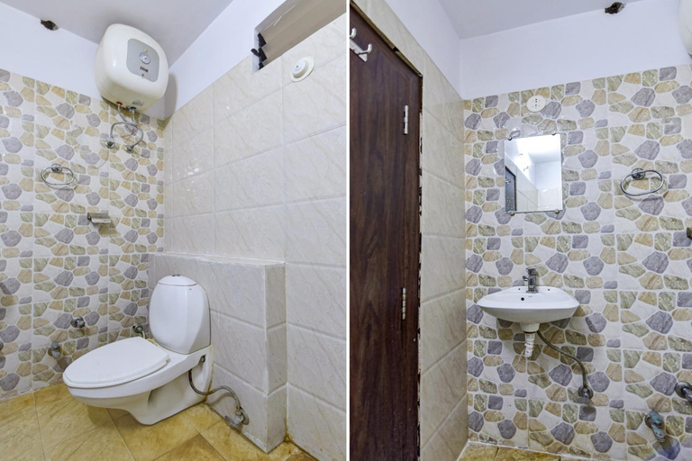 Bathroom 4, Hotel O Nandan, Udaipur