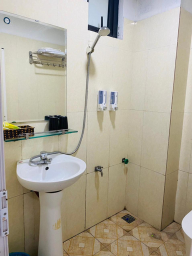 Bathroom, Khach san Phu Hung, Thái Nguyên