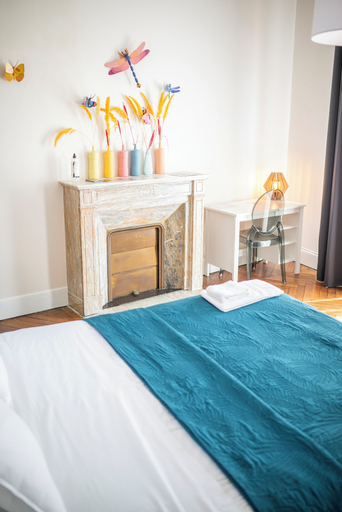 Bedroom 2, La Grande Maison Mazamet, Tarn