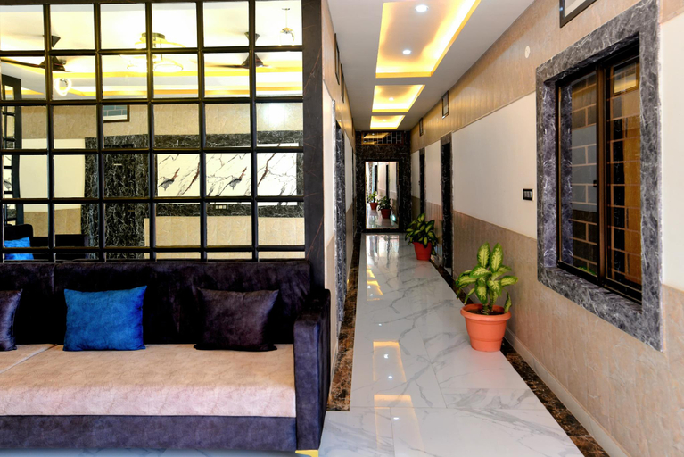 Public Area 2, Maya's Nest, Varanasi