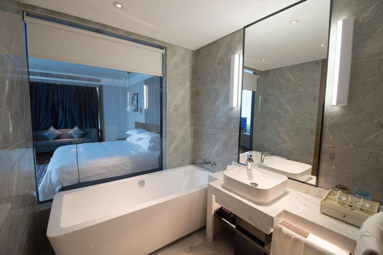 Bathroom, QingTengYiSu Hotel, Ningbo