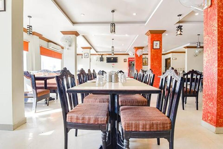 Food & Drinks 4, Fabexpress Relax Inn I, Udaipur