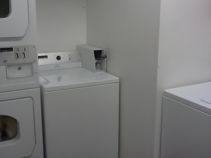 Bathroom 3, Point Break Backpackers, Christchurch