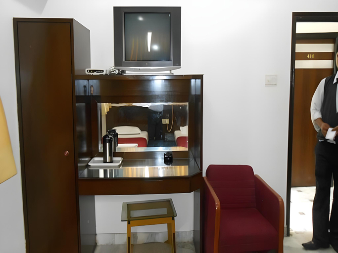 Others 3, Hotel Victerrace, Kolkata