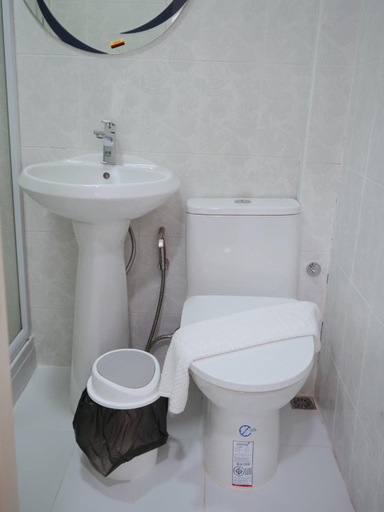Bathroom 4, Paenaifun Resort, Si Sawat