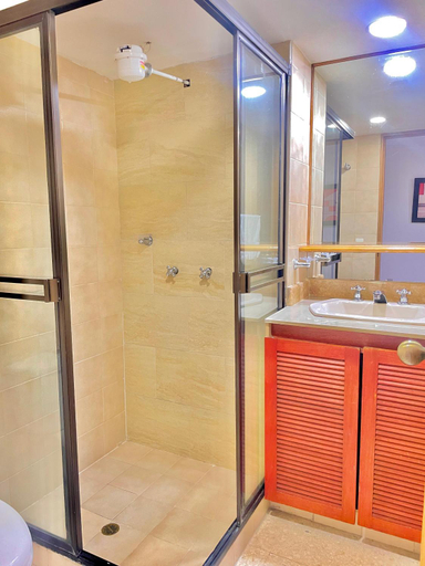 Bathroom 3, Hotel Torre Primavera, Medellín