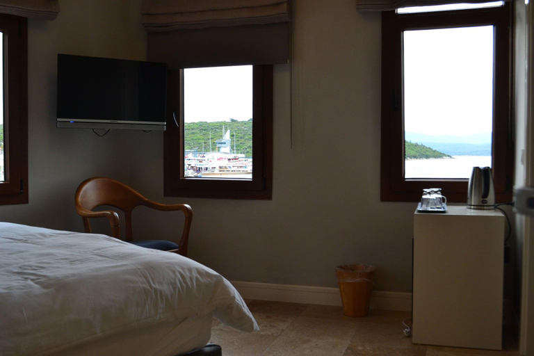 Bedroom 3, Teos Lodge Pansiyon & Restaurant, Seferihisar