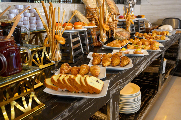 Food & Drinks 5, Boudl Al Qasr, Riyadh