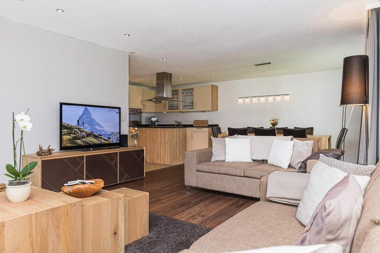Others 4, Chalet Monte Cristo, Visp