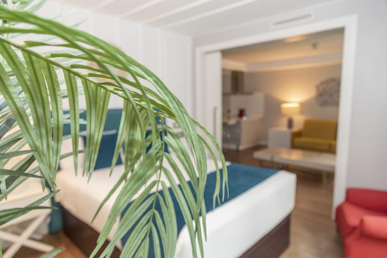 Bedroom 3, Gran Via Capital, Madrid