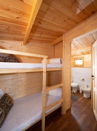 Bedroom 3, Stiera Village RAFTING, Cuneo
