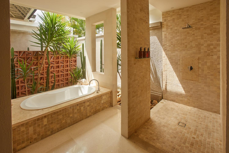 Bathroom 5, Ahimsa Beach, Badung