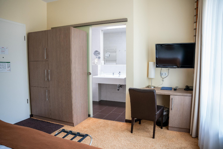 Bedroom 2, Hotel am Schlosspark, Worms