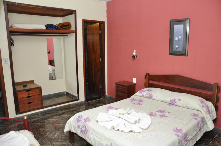 Bedroom 4, City Park Hotel, Itatiaia