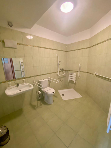 Bathroom 3, HOTEL RESTAURACJA WESOLA, Dąbrowa