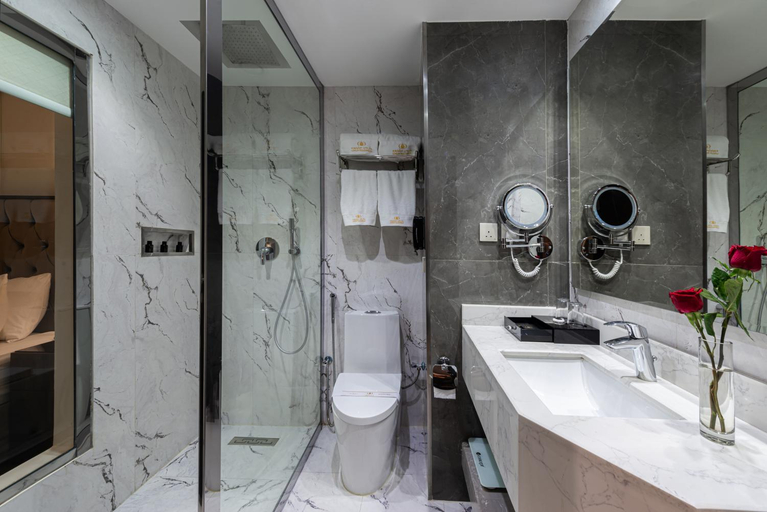 Bathroom 4, Abha Gardn Millennium Hotel