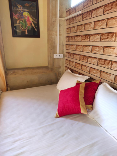 Bedroom 2, Hotel Desert, Jaisalmer