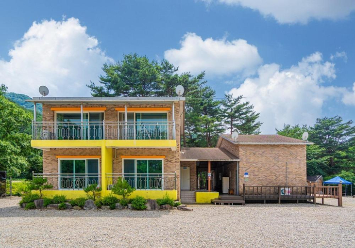 Exterior & Views 1, Baekdam Gyegok Pension, Inje