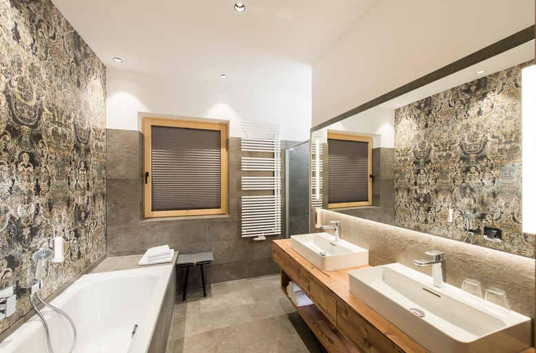 Bathroom 4, Adler, Bregenz