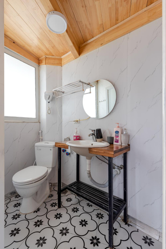 Bathroom 4, Nhà Ven Hồ Đồng Đò, Sóc Sơn