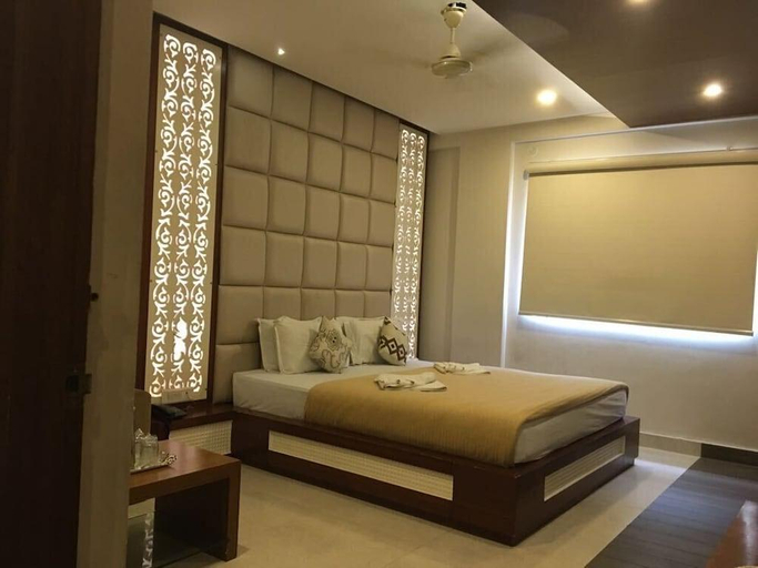 Others 5, PPH Living Empark, Bangalore