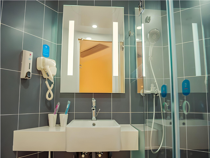 Bathroom 4, Hanting Hotel Chengdu Chunxi Road Yanshikou, Chengdu