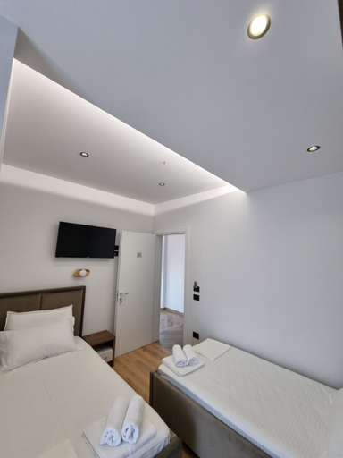 Bedroom 2, White Villa, Përmetit
