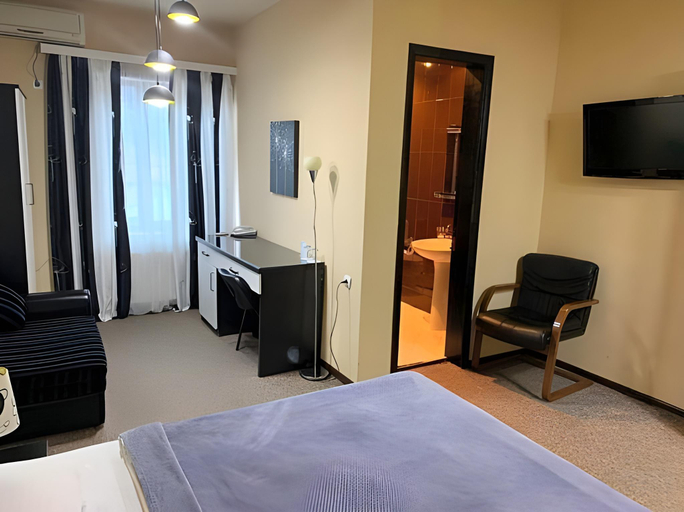 Bedroom 2, Hotel Diplomat Tbilisi, Tbilisi