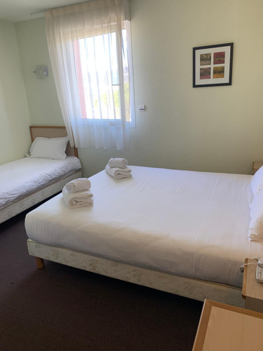 Bedroom 2, Hotel Restaurant Les Chataigniers, Ardèche