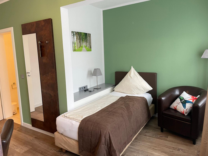 Bedroom 2, Hotel Winter, Borken