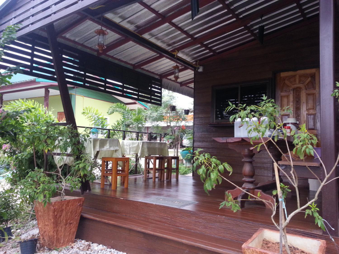 Public Area 2, Queue Bright resort, Wiang Chai