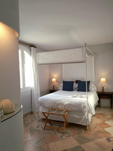 Bedroom 4, miKasa Agua Amarga & SPA, Almería