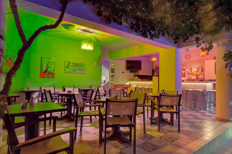 Food & Drinks 5, Sofia, Crete