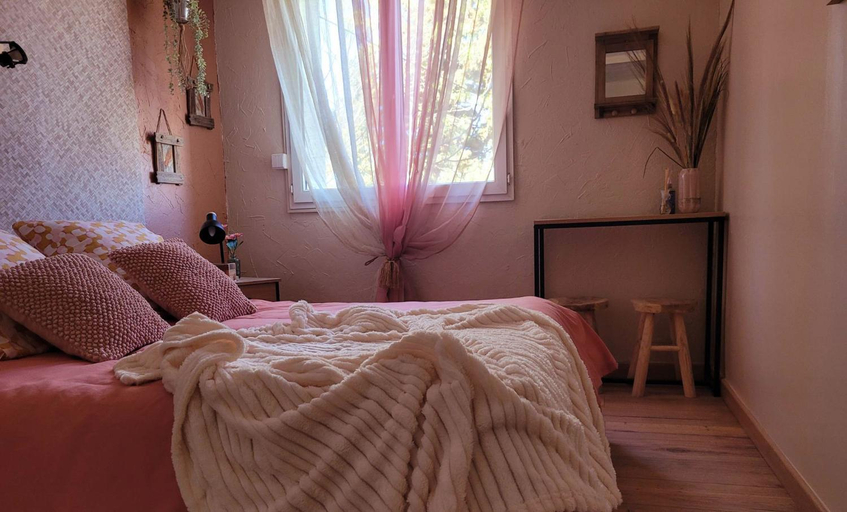 Bedroom 2, Les jardins du Patriarche Hotel, Hérault