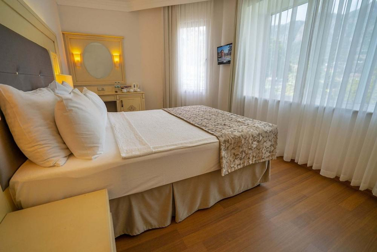 Bedroom 3, Turunc Resort Hotel, Marmaris